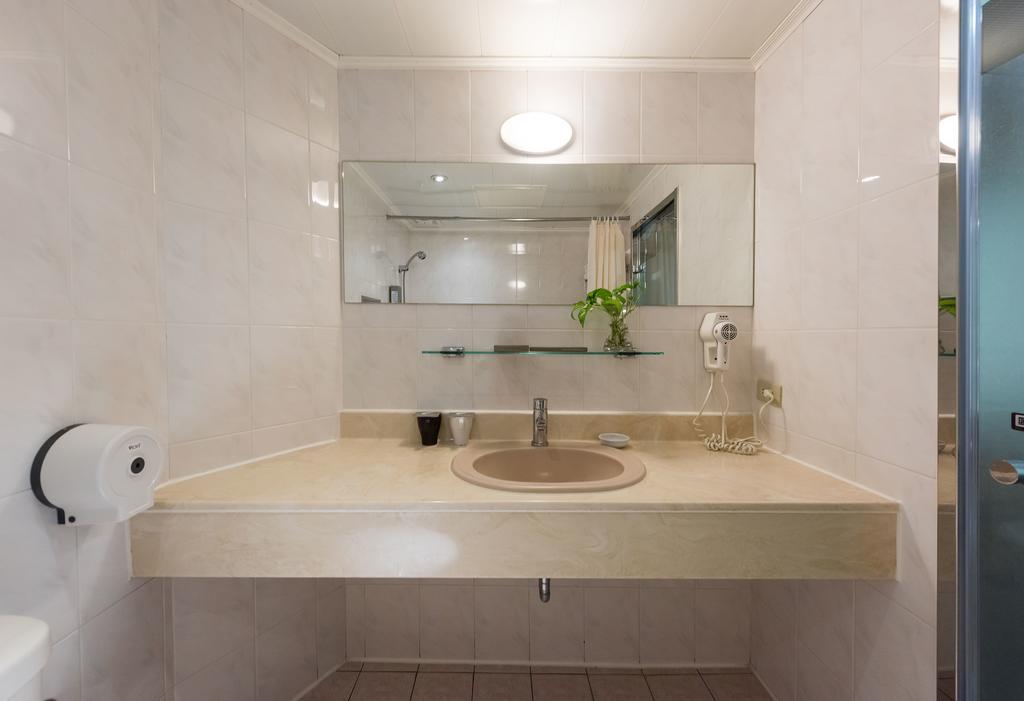 Forward Suites Ⅰ Taipei Exterior photo