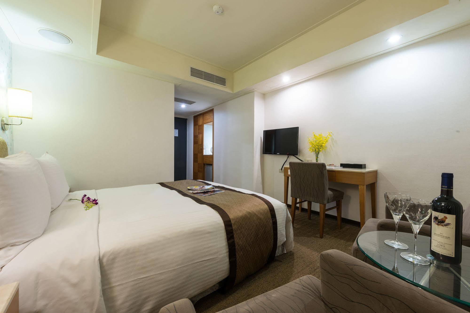 Forward Suites Ⅰ Taipei Exterior photo